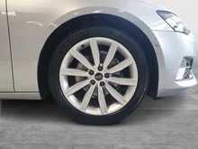 Audi A6 Avant 40 TDI quattro Sport in L5 Florettsilber Metallic