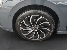 VW Golf Life TSI in Delfingrau Metallic
