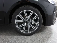 Audi A1 Sportback 25 TFSI intense in Mythosschwarz Metallic