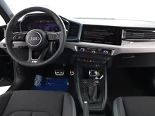 Audi A1 Sportback 25 TFSI intense in Mythosschwarz Metallic