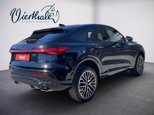 Bild eines Audi Q5 Sportback e-hybrid quattro 270 KW