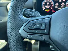 VW T-Roc R-Line eTSI DSG in Wolf Grey