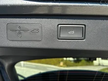 VW T-Roc R-Line eTSI DSG in Wolf Grey