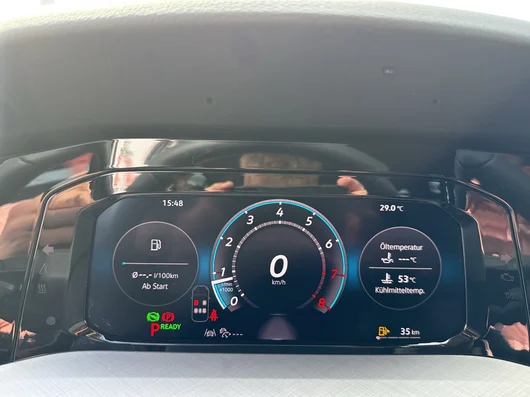 Bild eines VW Golf Variant Business mHeV DSG
