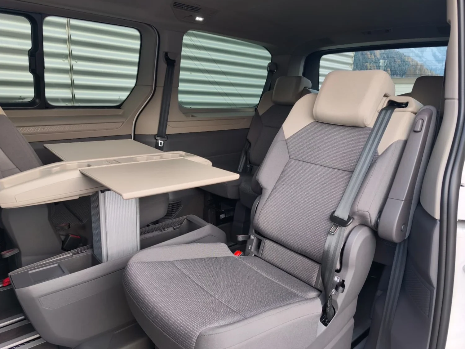 Bild eines Multivan Business ÜH eHybrid 180 kW 4M