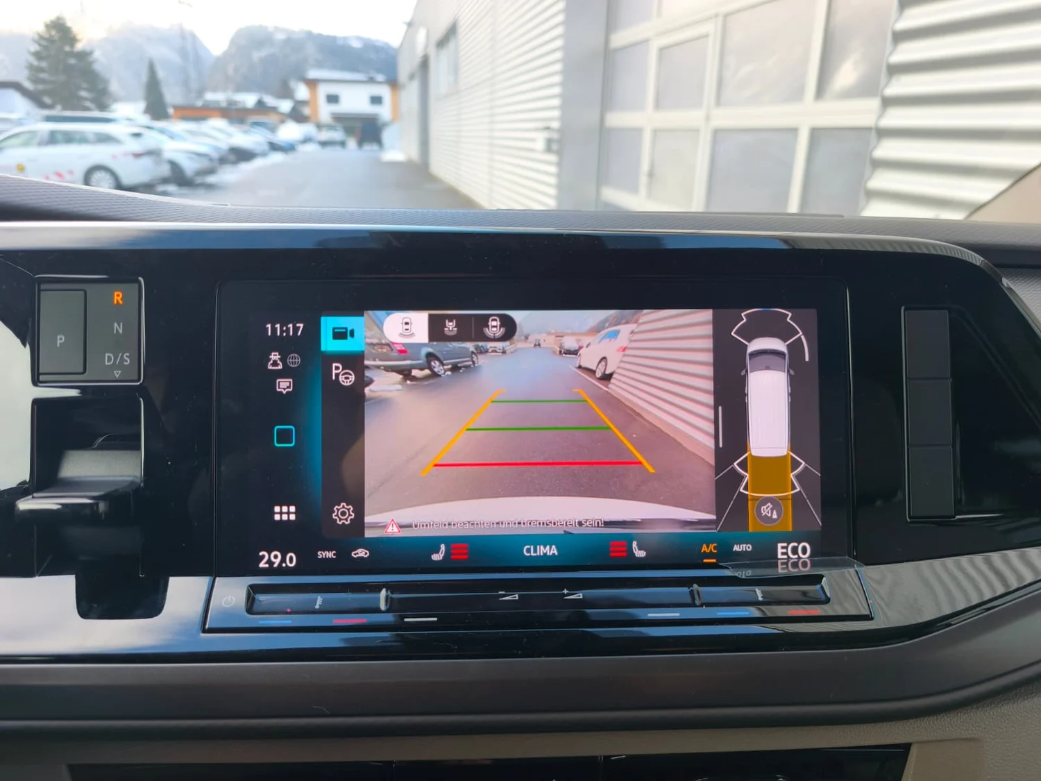 Bild eines Multivan Business ÜH eHybrid 180 kW 4M