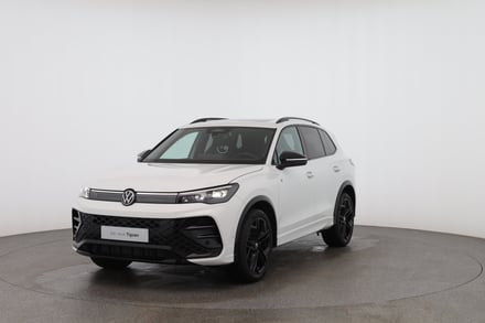 VW Tiguan R-Line eTSI DSG