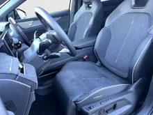 Škoda Peaq Sportline 90x in Graphit-Grau Metallic