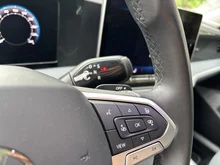 VW Passat Variant Business TDI DSG in Pure White
