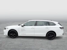 VW Passat Variant Business TDI DSG in Pure White
