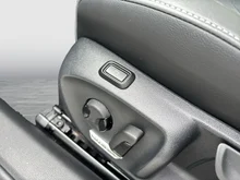 VW Passat Variant Business TDI DSG in Pure White