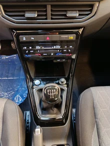 VW T-Cross Friends TSI in Reflexsilber Metallic