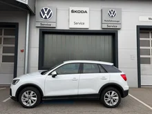 Audi Q2 35 TDI quattro advanced in 2Y Gletscherweiß Metallic