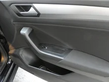 VW T-Roc Friends TSI DSG in Deep Black Perleffekt