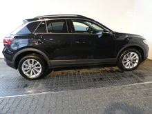 VW T-Roc Friends TSI DSG in Deep Black Perleffekt