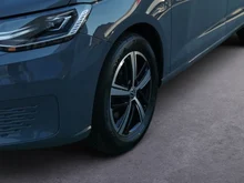 VW Caddy Life TDI 4MOTION in Puregrey