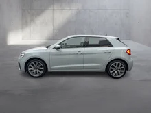 Audi A1 Sportback 25 TFSI intense in Pfeilgrau Perleffekt