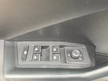 VW T-Roc Design TSI ACT in Pure White
