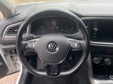 VW T-Roc Design TSI ACT in Pure White