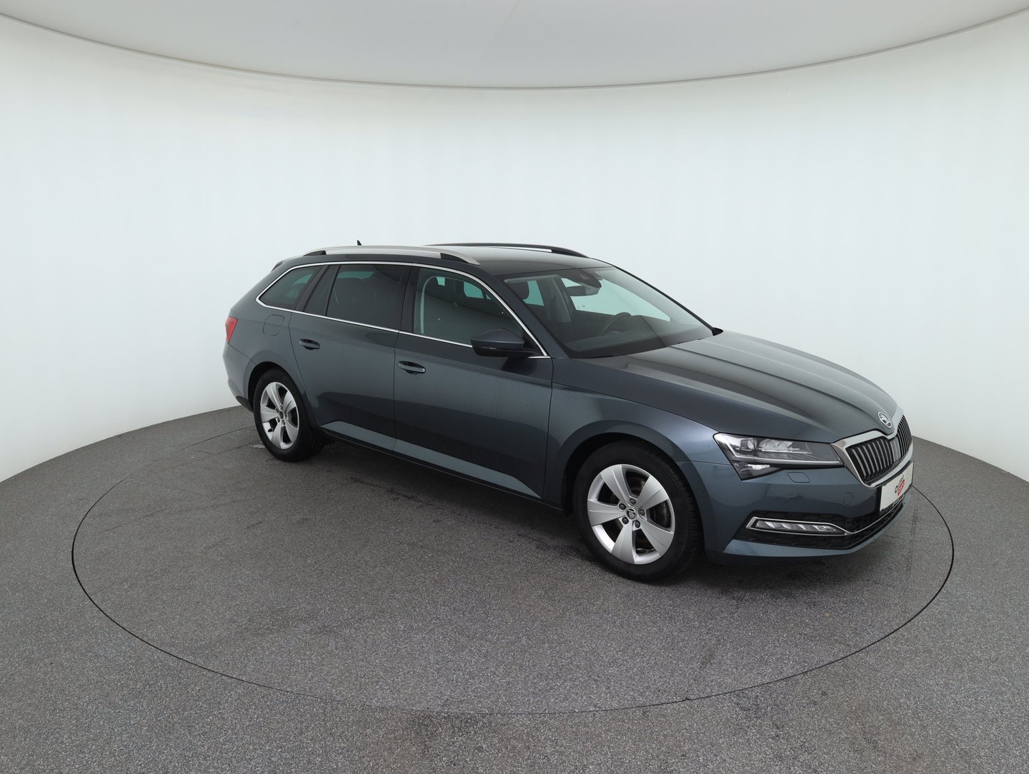 Škoda SUPERB Combi Style TDI DSG | Bild 3 von 35