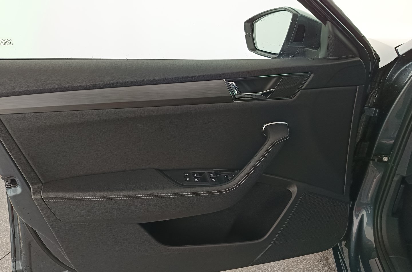 Škoda SUPERB Combi Style TDI DSG | Bild 10 von 35