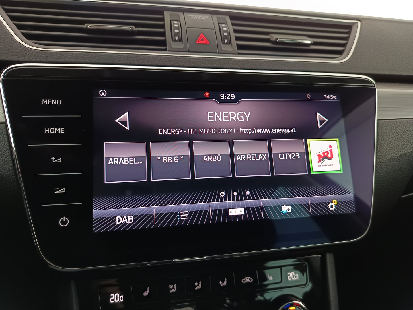 Škoda SUPERB Combi Style TDI DSG | Bild 19 von 35