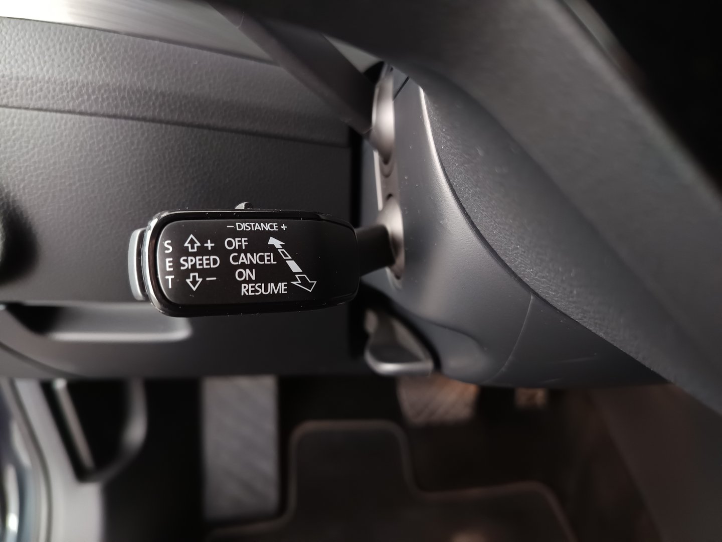 Škoda SUPERB Combi Style TDI DSG | Bild 18 von 35