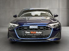 Audi A3 Sportback 30 TFSI in Navarrablau Metallic