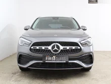 Mercedes GLA GLA 200 d in grau metallic