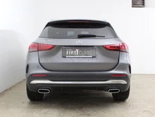 Mercedes GLA GLA 200 d in grau metallic