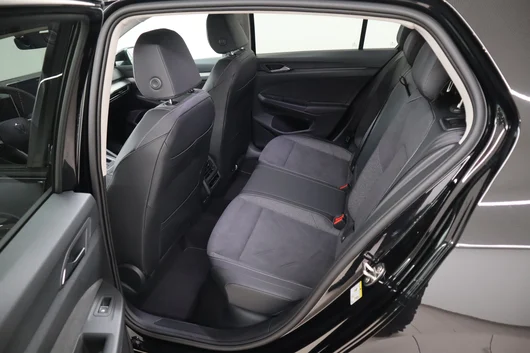 Bild eines VW Golf Rabbit mHEV DSG