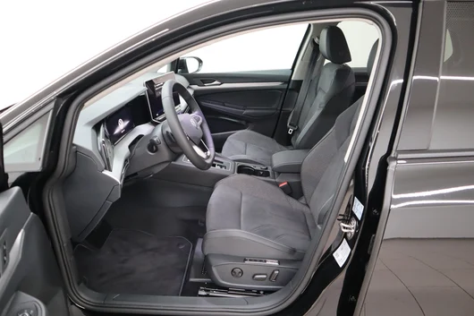 Bild eines VW Golf Rabbit mHEV DSG