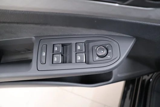 Bild eines VW Golf Rabbit mHEV DSG