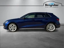 Audi A3 Sportback 30 TFSI in Navarrablau Metallic