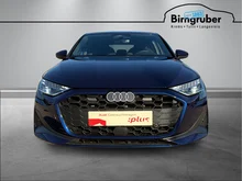 Audi A3 Sportback 30 TFSI in Navarrablau Metallic