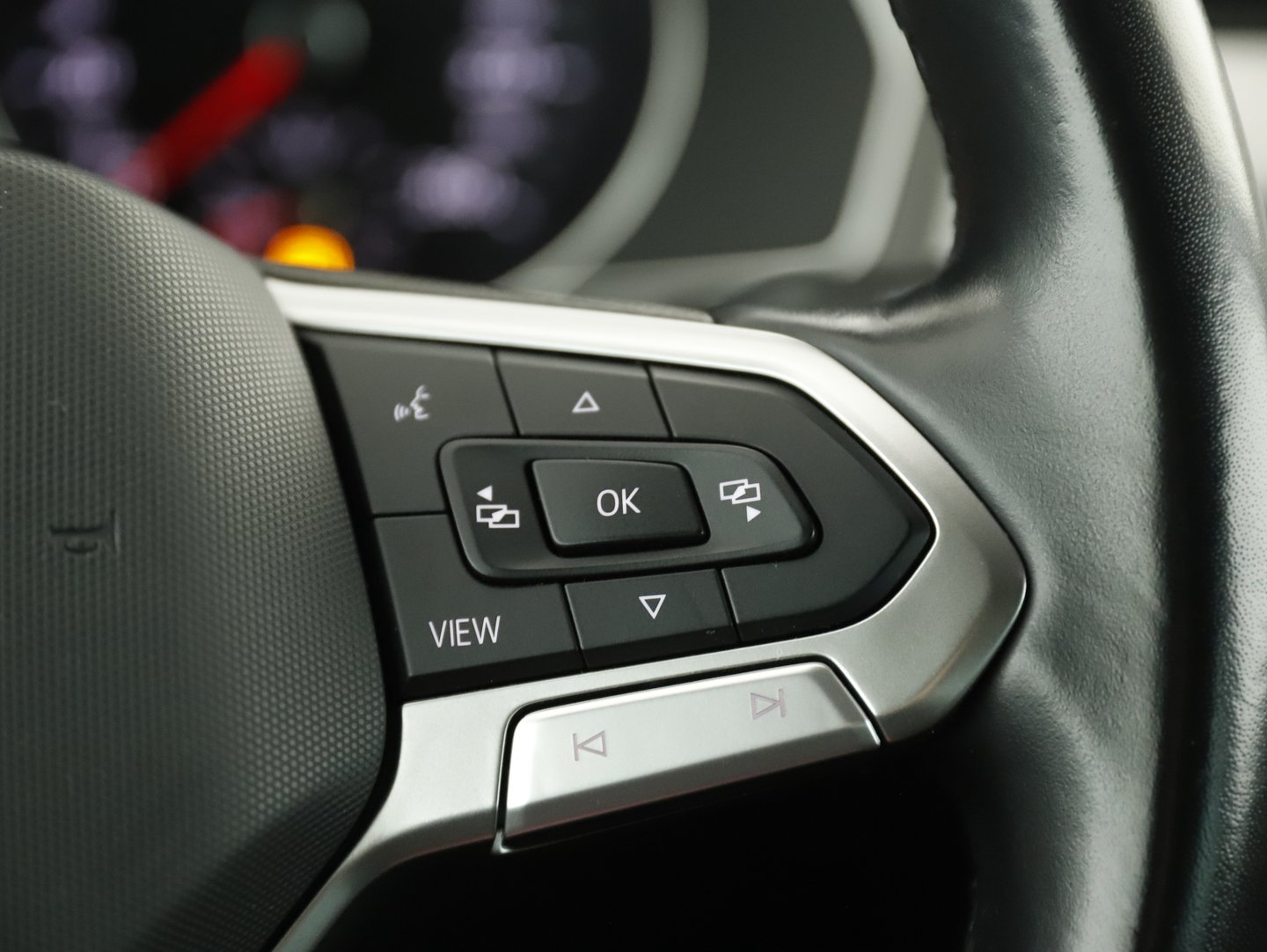 VW Passat Variant Business TDI | Bild 18 von 31