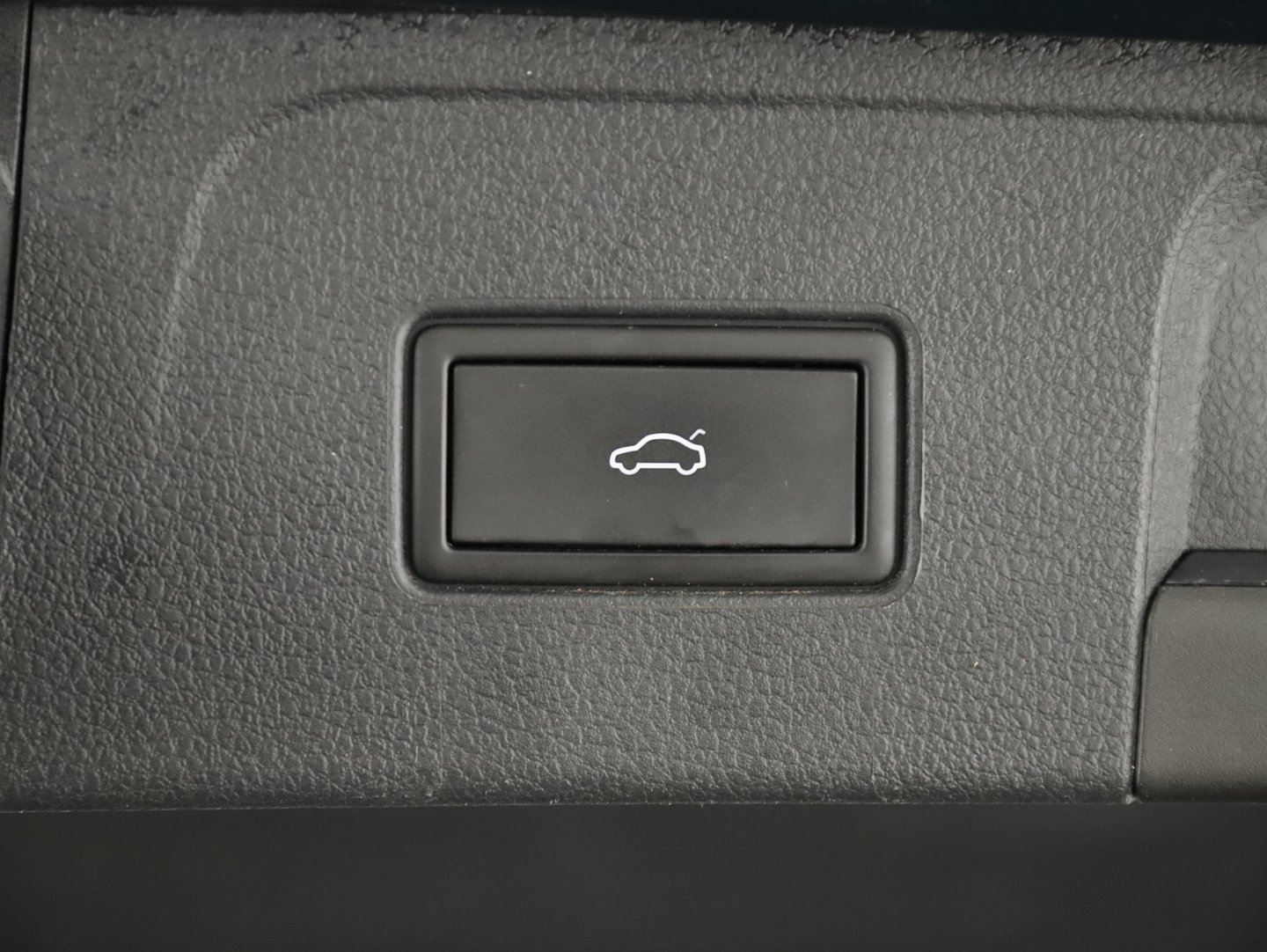 VW Passat Variant Business TDI | Bild 26 von 31