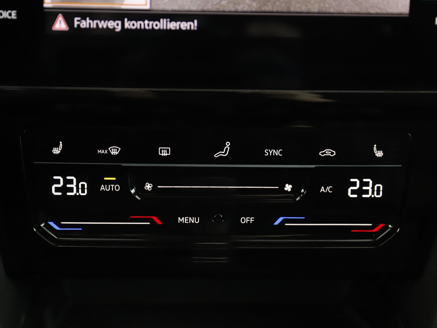 VW Passat Variant Business TDI | Bild 22 von 31
