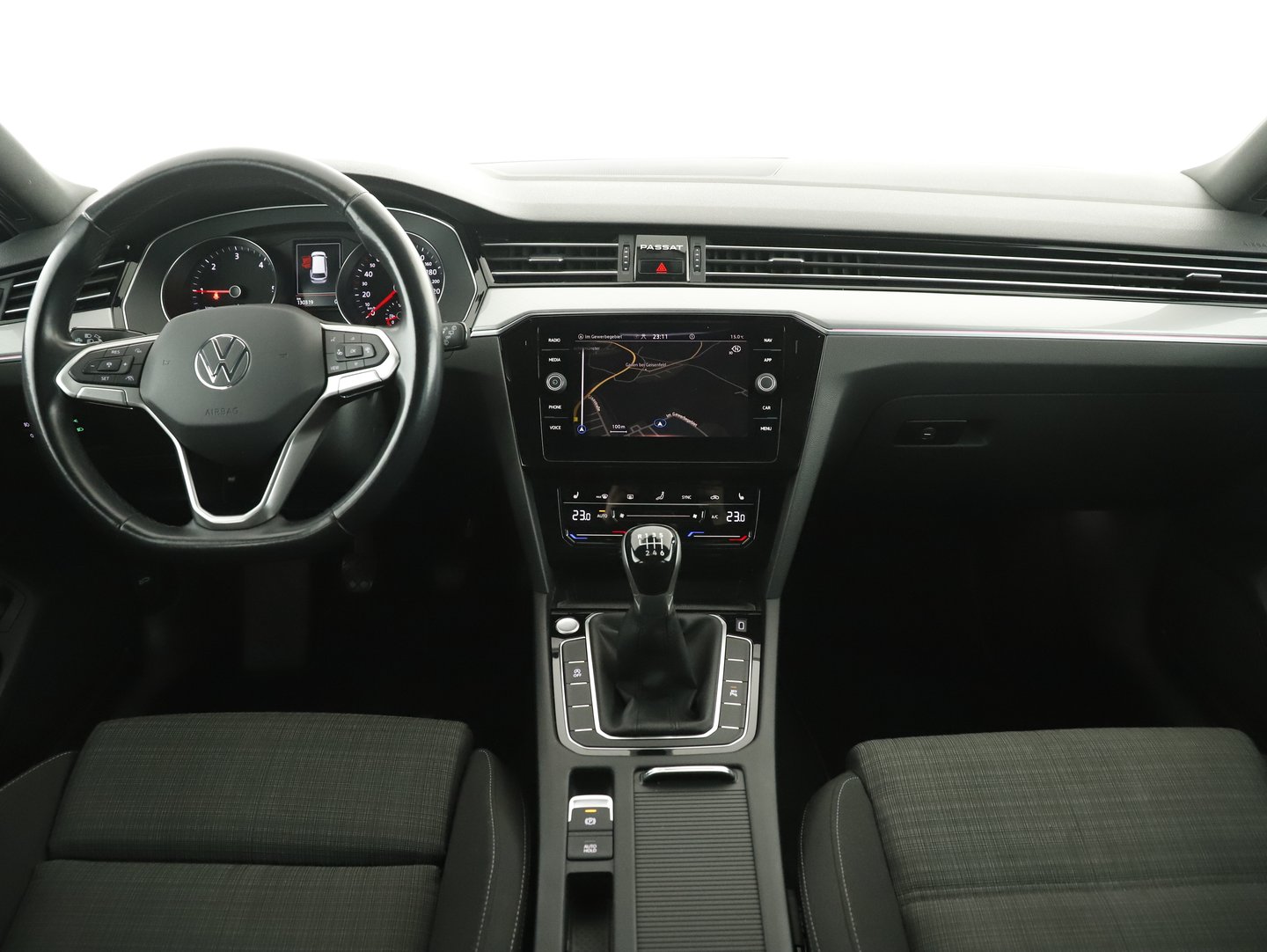 VW Passat Variant Business TDI | Bild 14 von 31