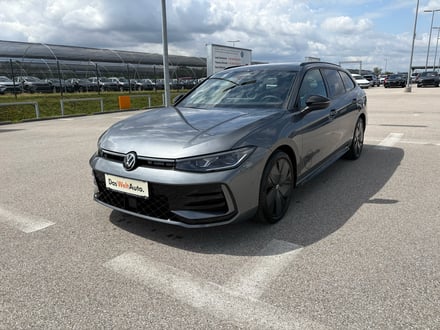 VW Passat Variant Sport TDI DSG