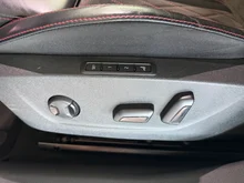 Škoda Octavia Combi RS TDI DSG in 2Y Moon-Weiss Metallic