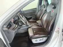 Škoda Octavia Combi RS TDI DSG in 2Y Moon-Weiss Metallic