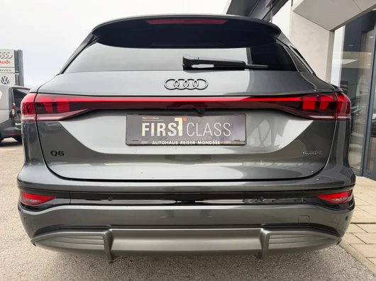 Bild eines Audi Q6 e-tron quattro