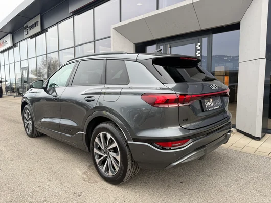 Bild eines Audi Q6 e-tron quattro