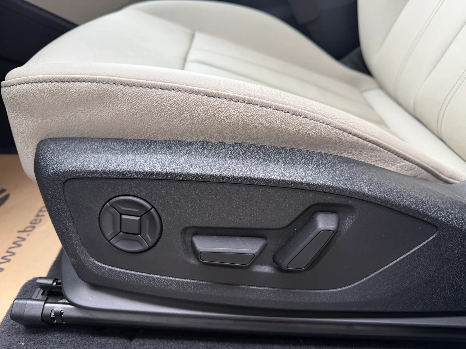 Bild eines Audi Q6 e-tron quattro