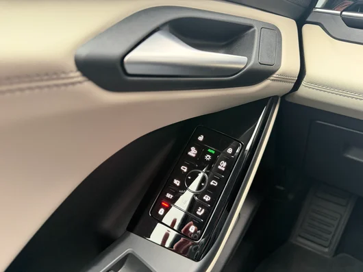 Bild eines Audi Q6 e-tron quattro