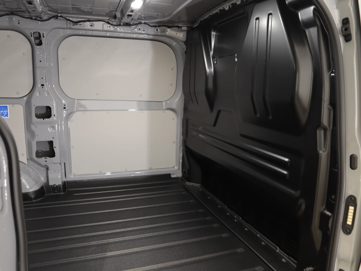 Bild eines Transporter Kastenwagen Entry TDI