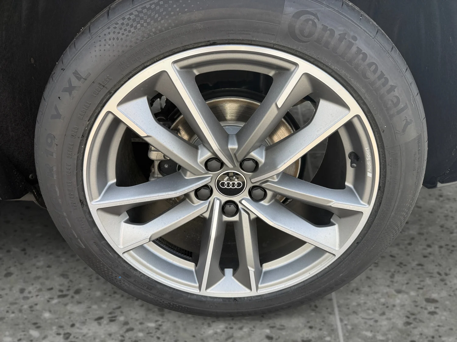 Bild eines Q3 35 TDI admired