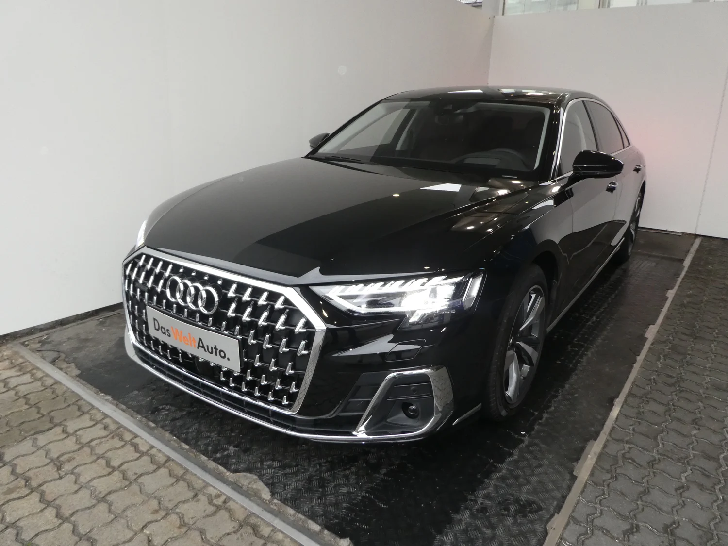 Bild eines Audi A8  60 TFSI e quattro Lang
