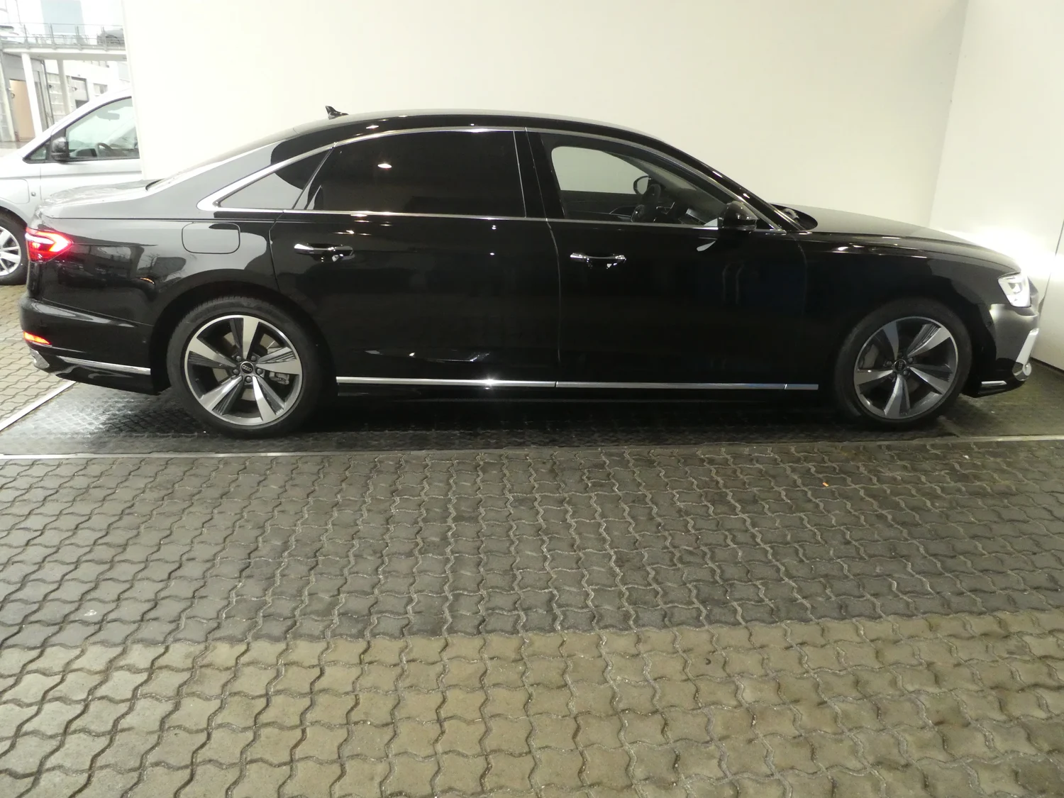 Bild eines Audi A8  60 TFSI e quattro Lang